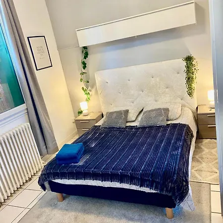 Isly Room's Проживание в семье Тулуза